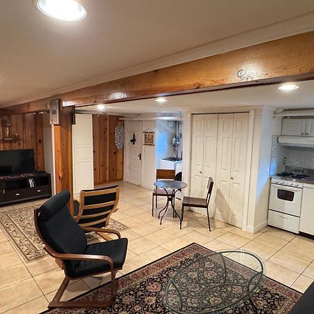First Floor One Bedroom Apartment With Full Kitchen & Bath Waszyngton Zewnętrze zdjęcie
