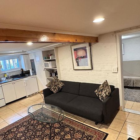 First Floor One Bedroom Apartment With Full Kitchen & Bath Waszyngton Zewnętrze zdjęcie